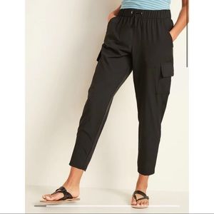 Old Navy StretchTechCargo Ankle Pants
